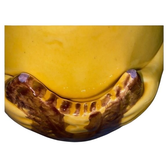 Vintage Cottage Core Disney Treasure Craft Yellow Mouse Cookie Jar and Shaker - Picture 5 of 5